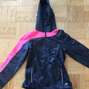 Brooks Shelter Technology Shell